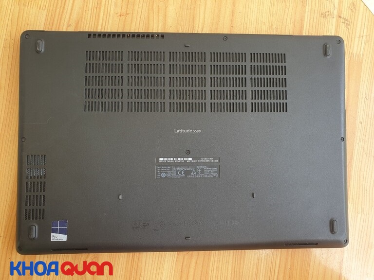 Laptop Dell Latitude 5580 có hệ thống tản nhiệt kép giúp máy vận hành không nóng