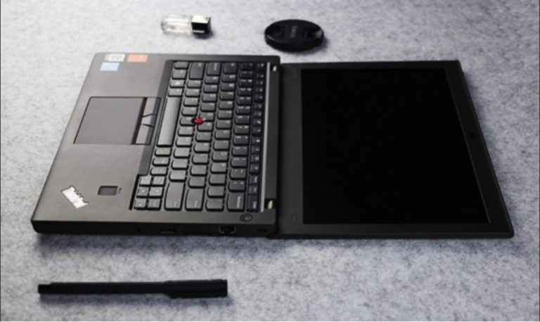 Lenovo Thinkpad X270 có góc mở máy lên đến 180 độ cực ấn tượng